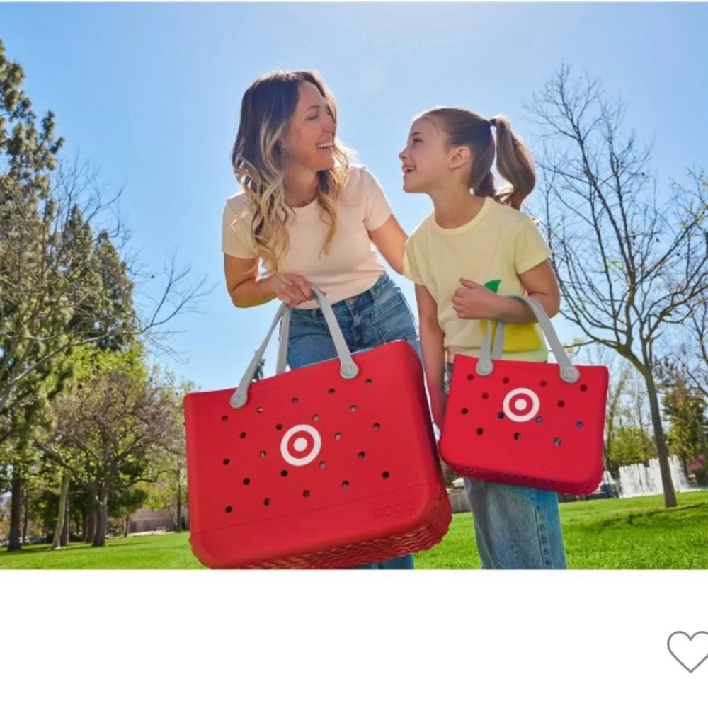 🛑Sold New Bogg Target Red Bag - Picture 4 of 4